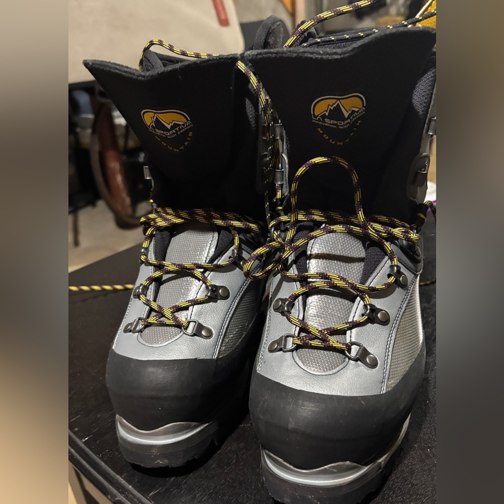 La Sportiva Baruntse Mountaineering Boots. Size 39.5